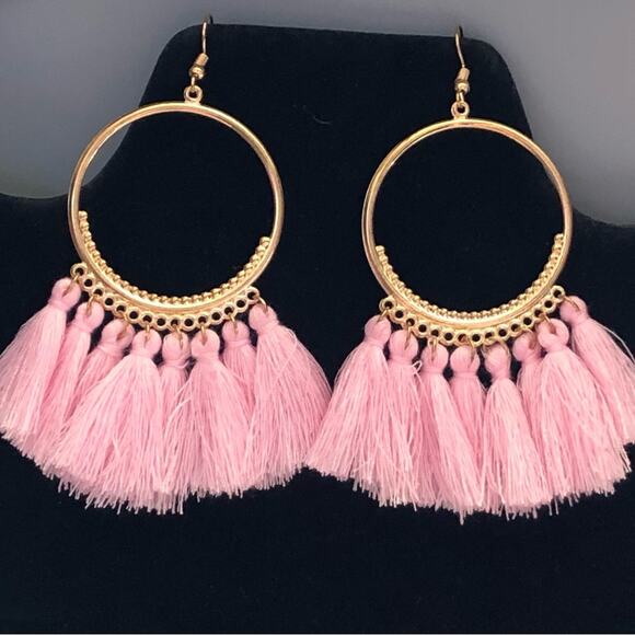 Boho Chic Hippie NWOT Light Pink Tassel Gold Tone Metal Hoop Earrings - Picture 2 of 10